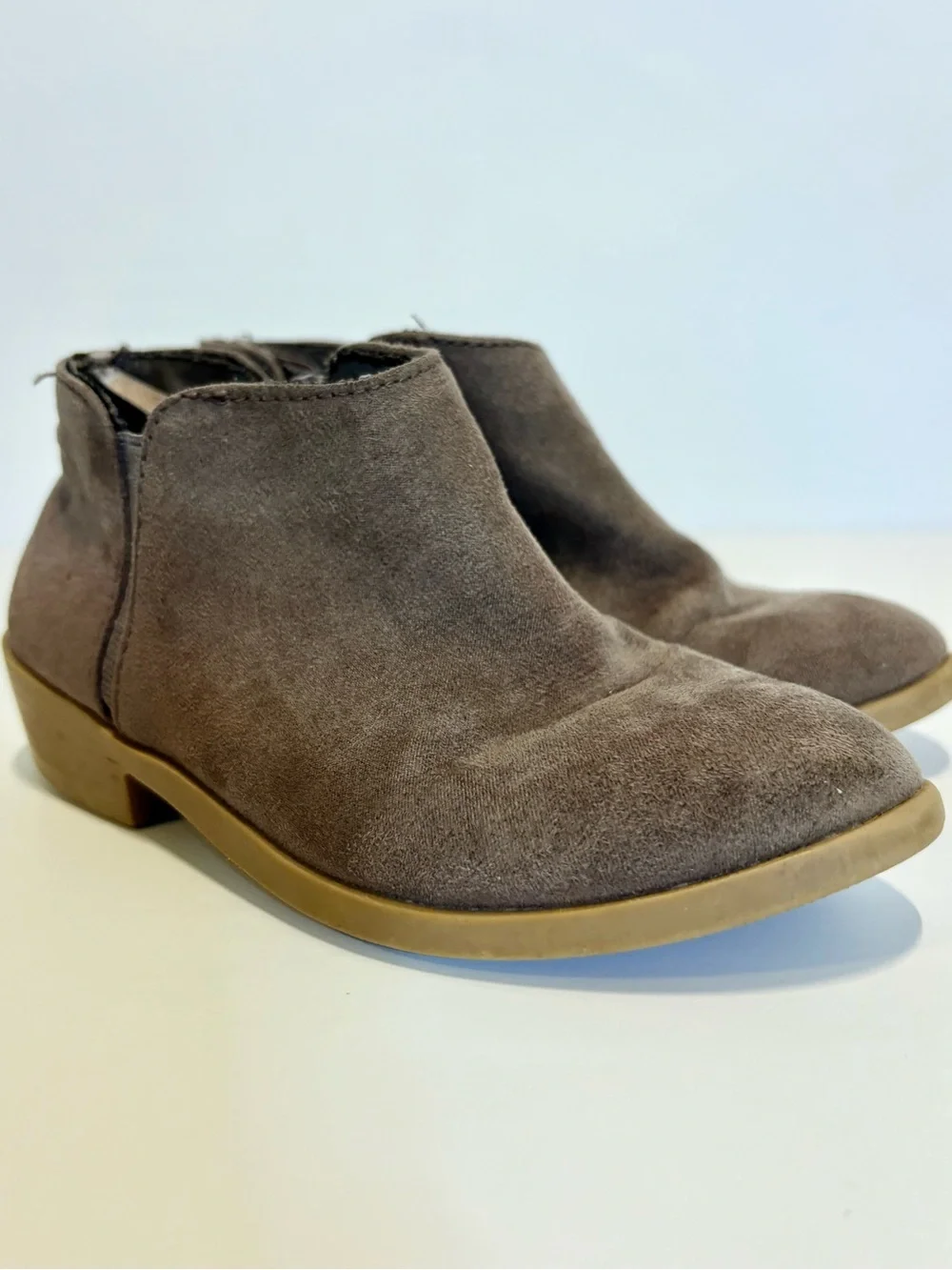 Old Navy Taupe Suede Ankle Booties Kids Size 11 Side Zip Low Heel Chelsea Boot